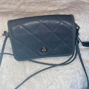 Cute grey coach crossbody